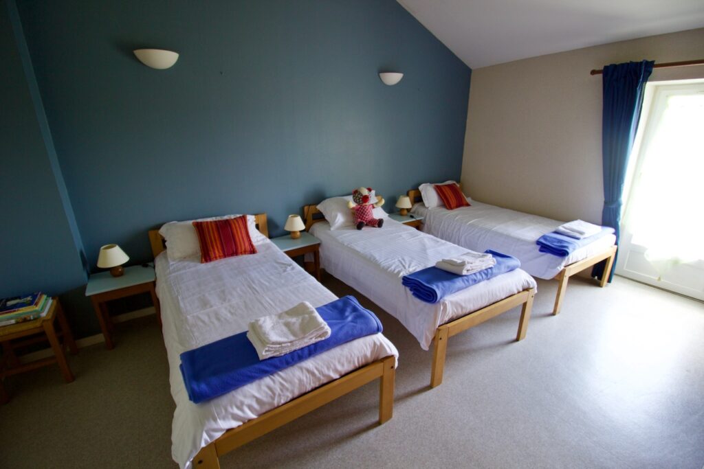 Gîte de la Ferme, bedroom 2, 3 singles